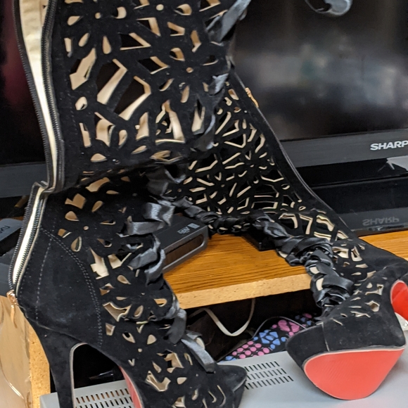 Ladies awesome lattice satin red bottom high heel boots - Picture 9 of 9